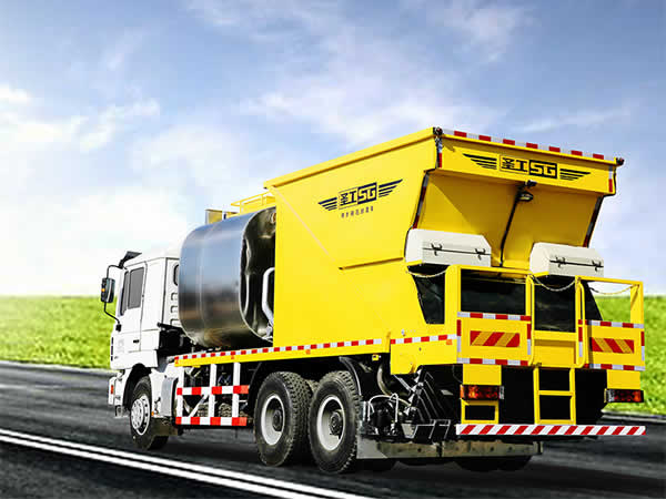  HGY5250TFC Chip Spreader with Asphalt Binder (For Chip Seal Surface Treatment) 