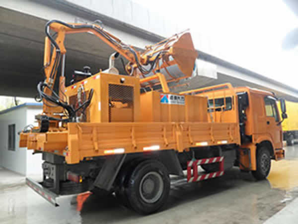  Tunnel Cleaning Vehicle with High Pressure Washing System 