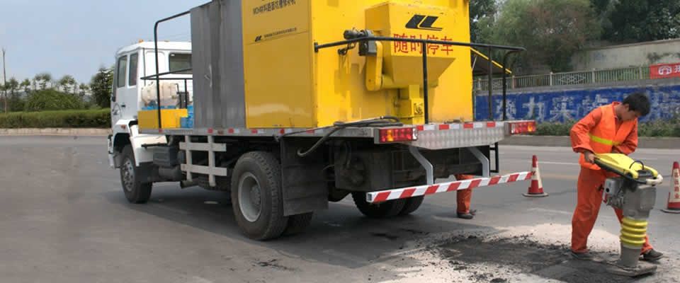 Pothole Patch Truck for Road Repair