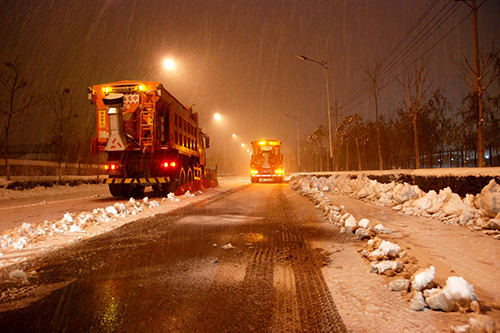 Road Sweeper Truck (Snow Plow Truck)