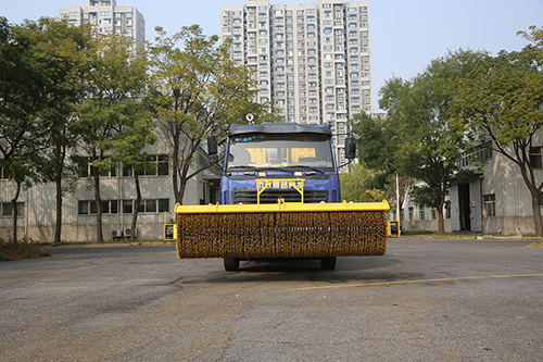 Snow Broom Truck